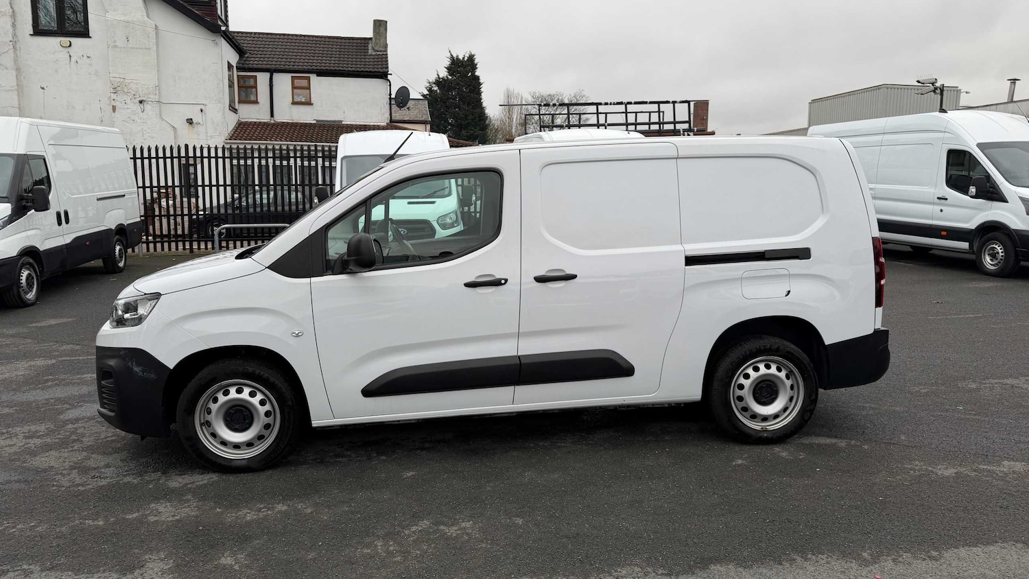 Used Citroen Berlingo 2023 for sale - 77589057: Photo 13