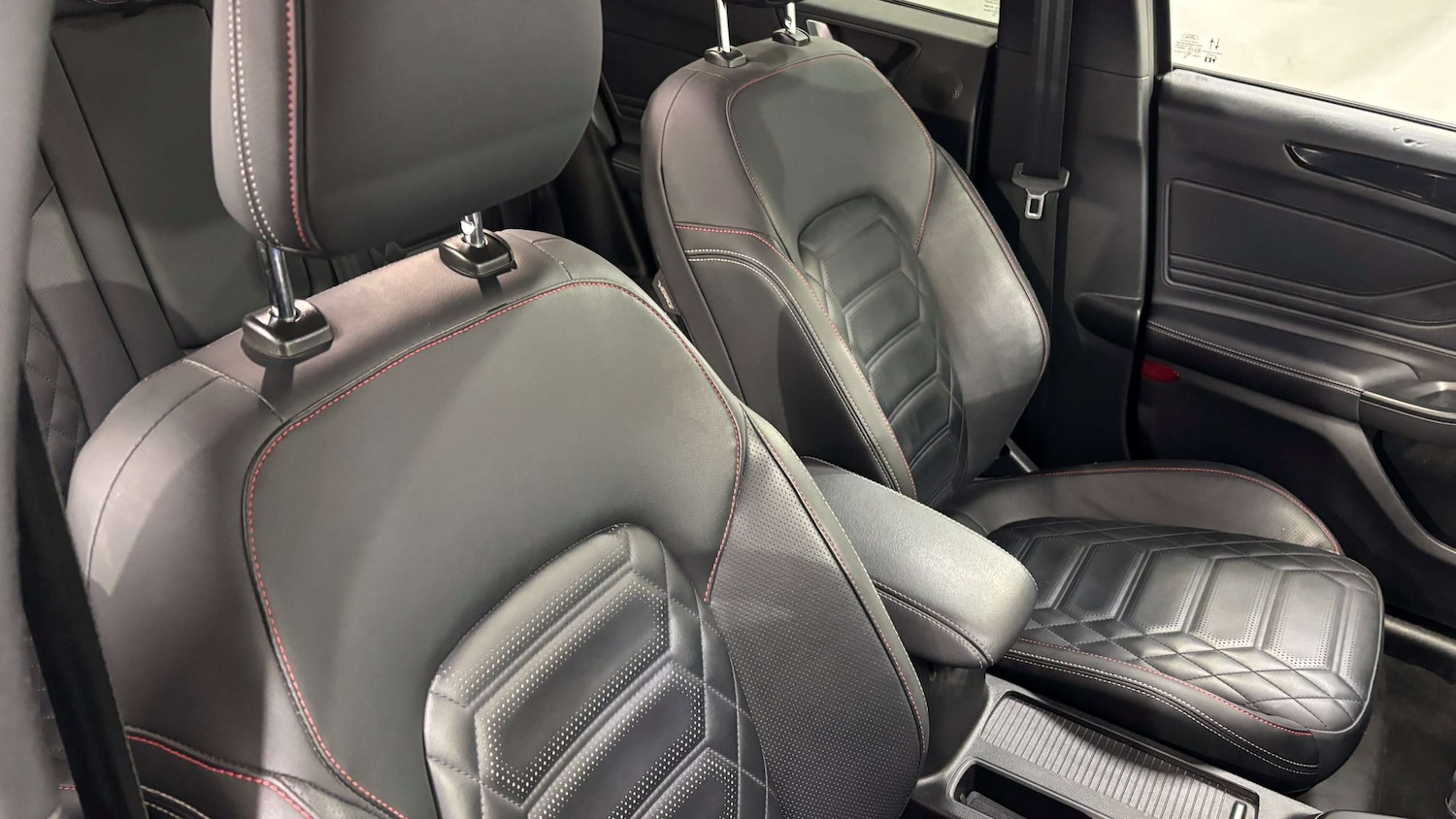 Used Ford Focus 2023 for sale - 76875839: Photo 14