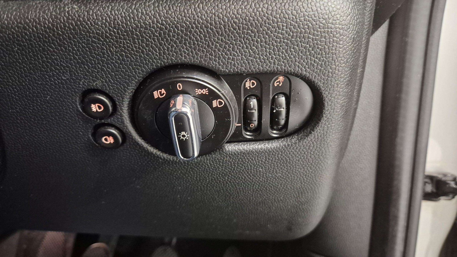 Used MINI Hatch 2014 for sale - 76016035: Photo 19