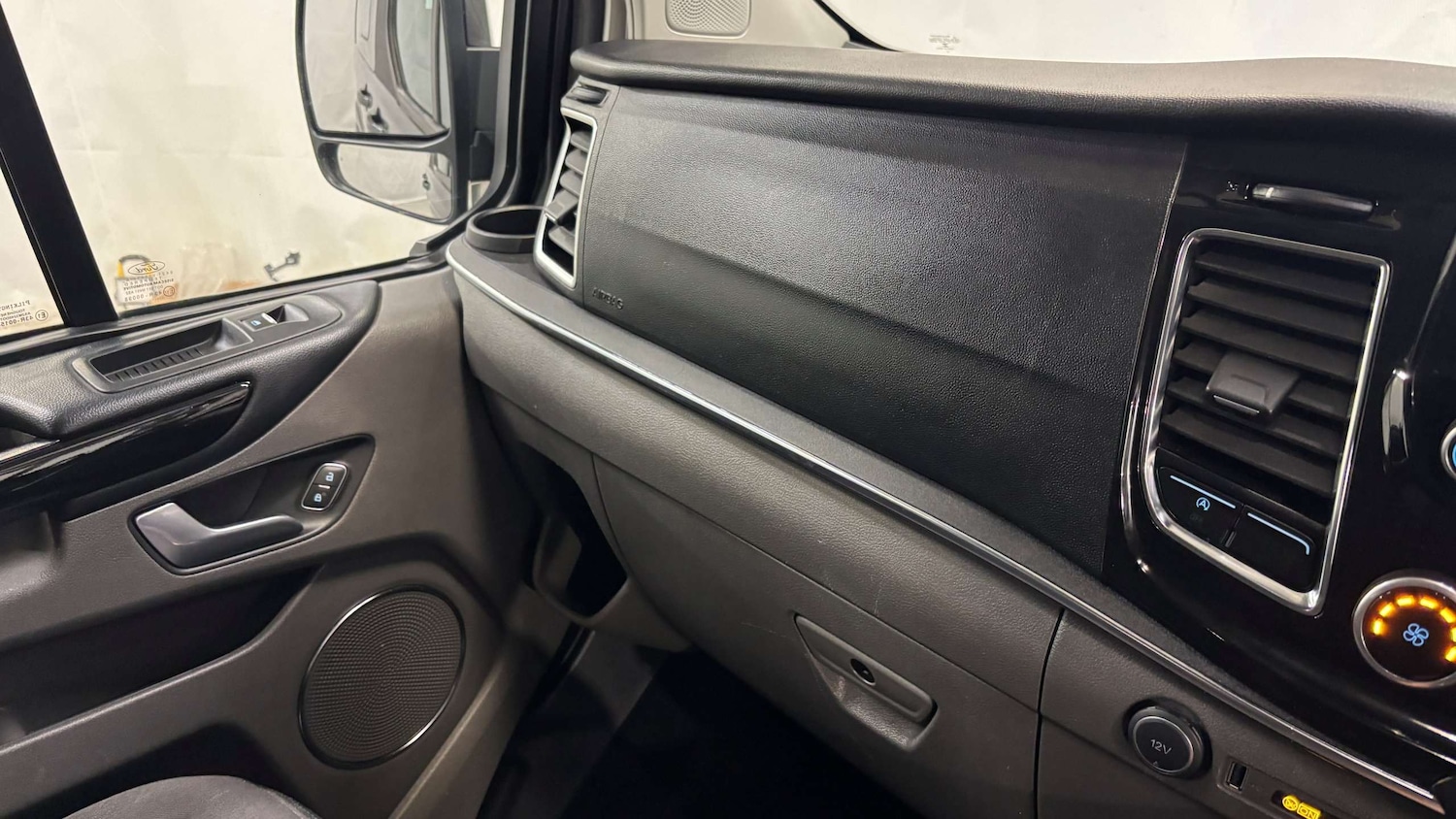 Used Ford Tourneo Custom 2021 for sale - 77795594: Photo 33