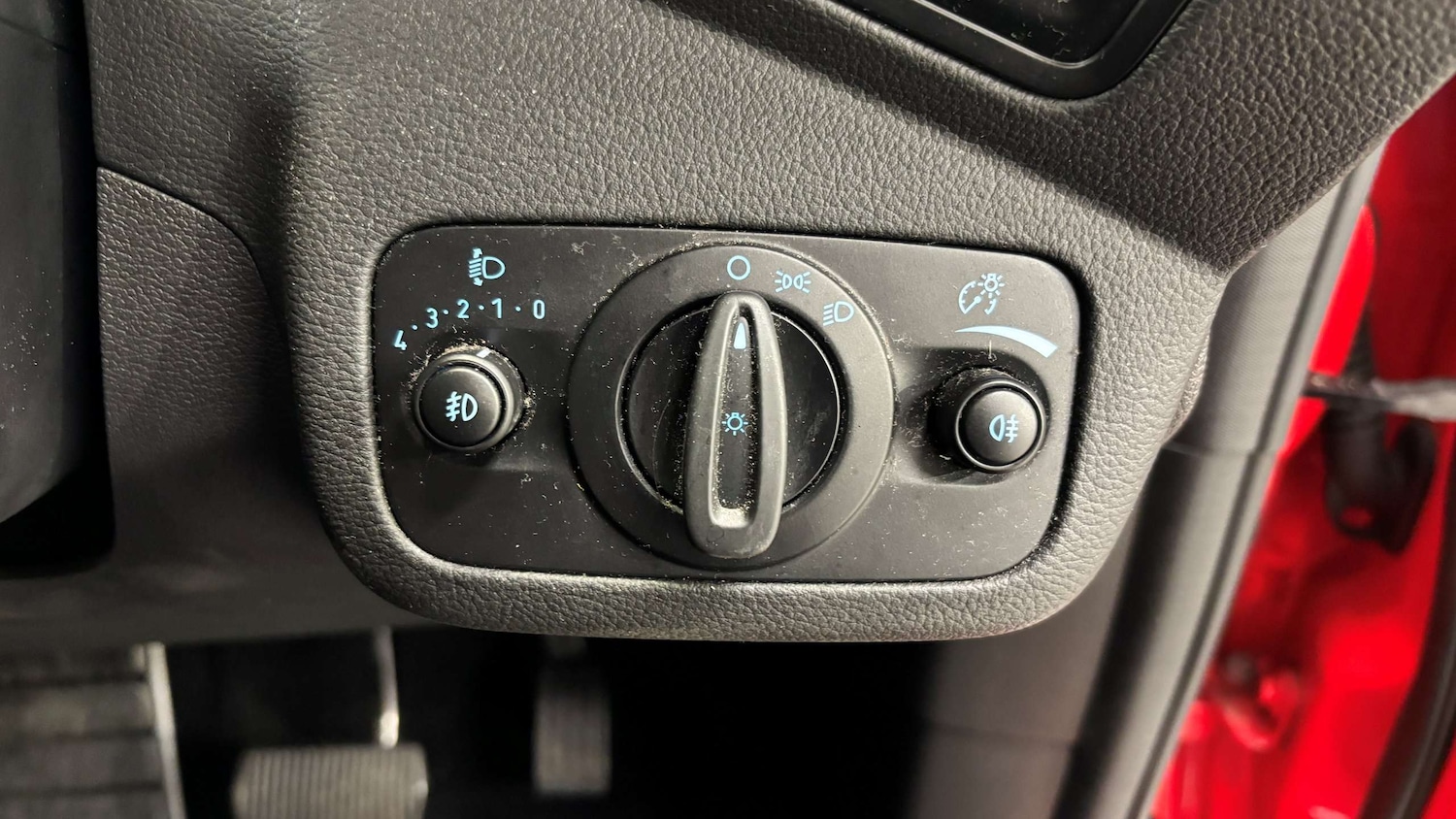 Used Ford C-Max 2019 for sale - 76553210: Photo 21