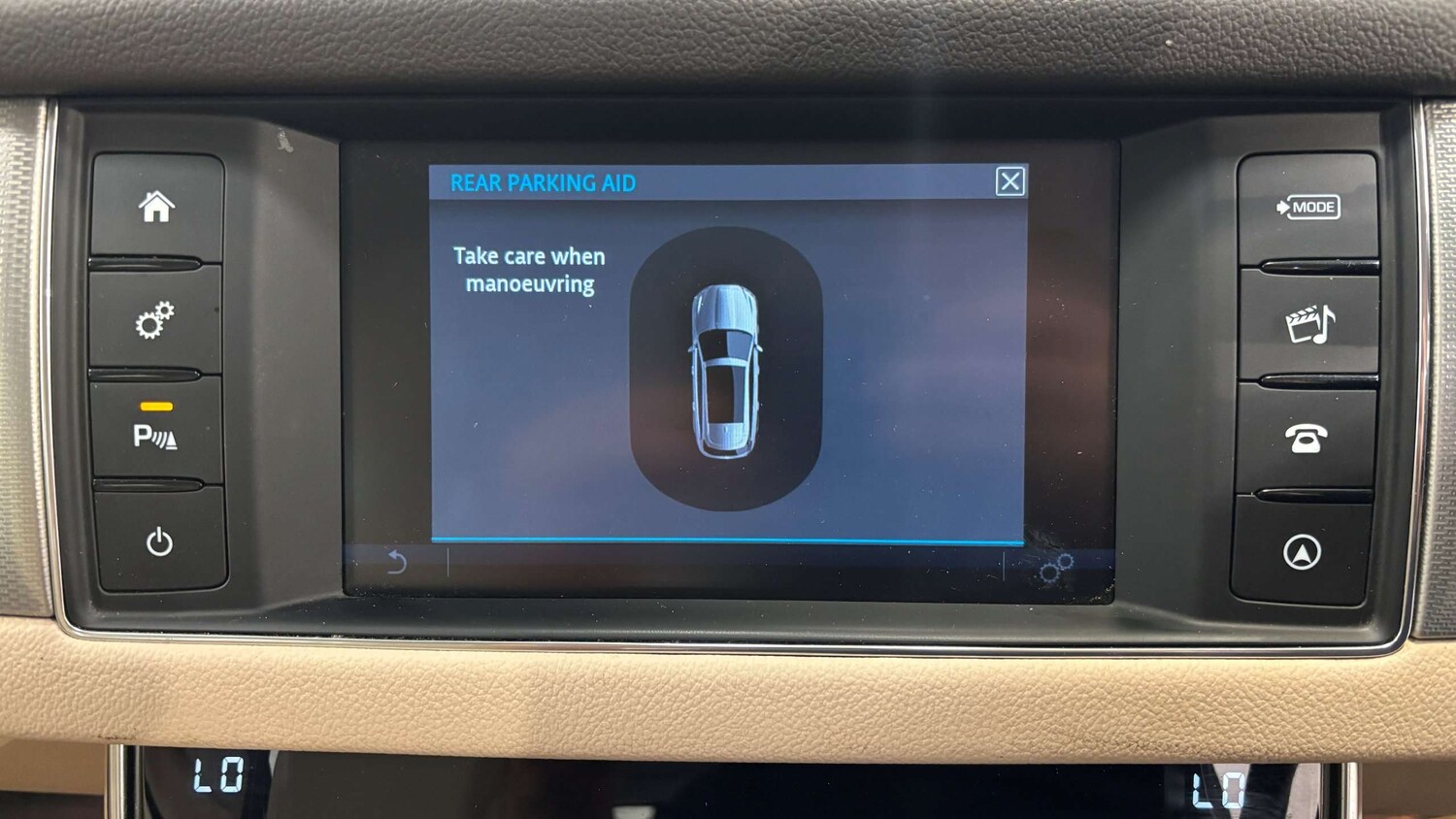 Used Jaguar XF 2018 for sale - 77960816: Photo 32