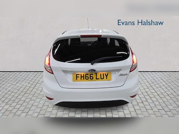 Used Ford Fiesta 2017 for sale - 76016259: Photo 4