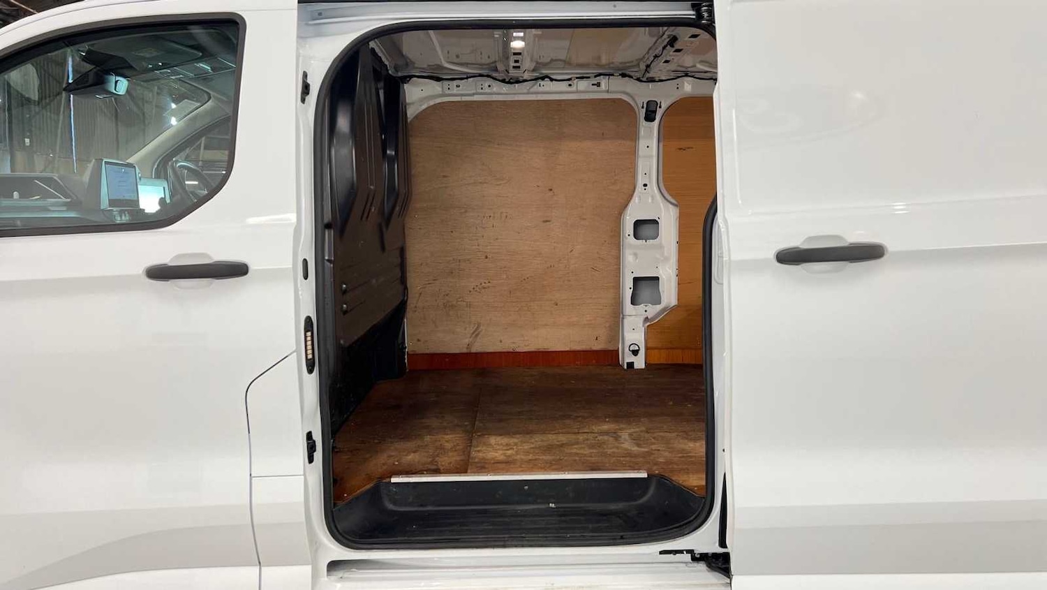 Used Ford Transit Custom 2024 for sale - 77972755: Photo 16