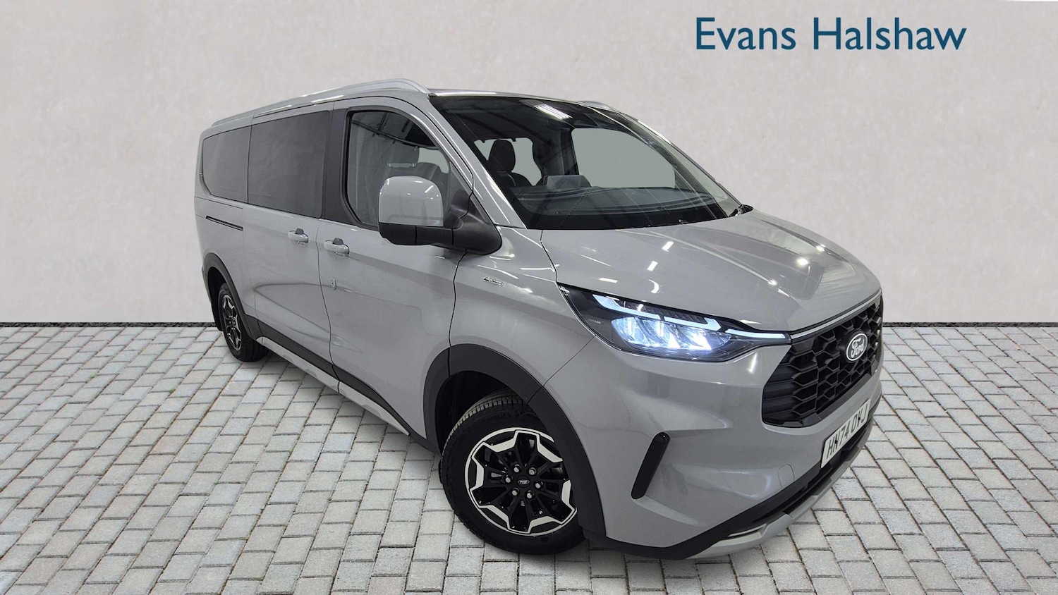 Used Ford Tourneo Custom 2025 for sale - 76176882: Photo 1