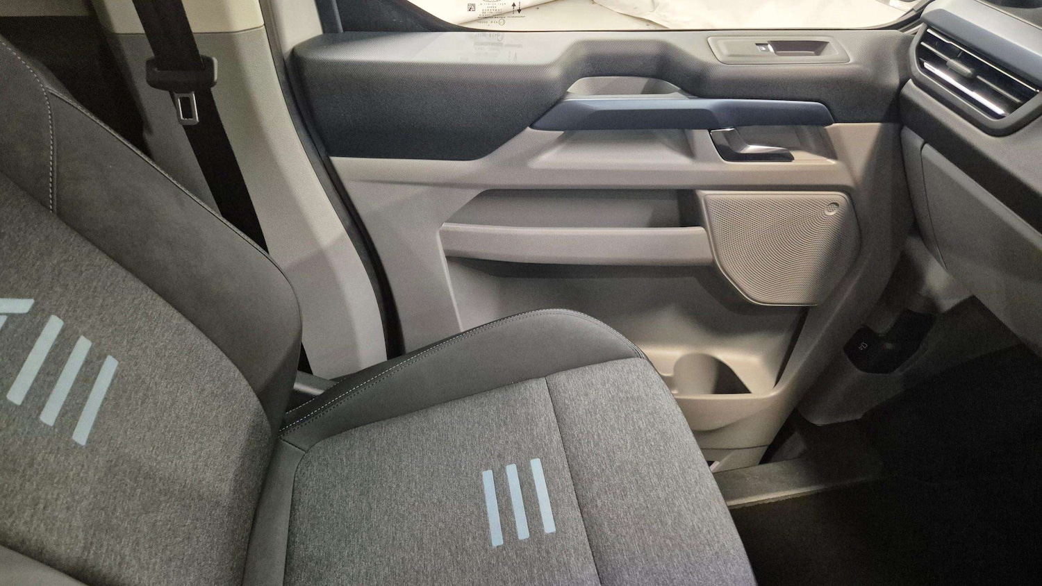 Used Ford Tourneo Custom 2025 for sale - 76176882: Photo 32