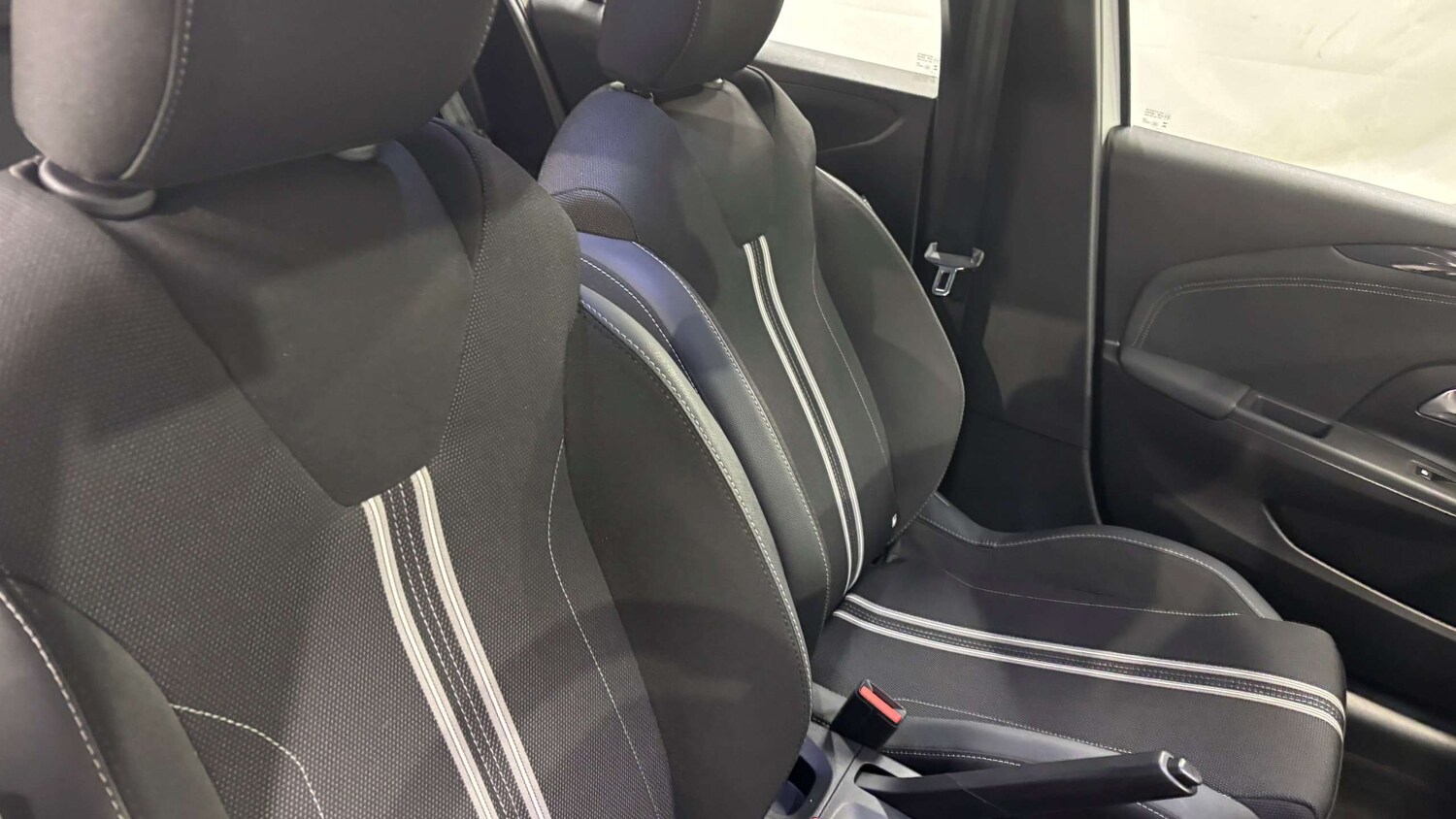 Used Vauxhall Corsa 2024 for sale - 76916043: Photo 13