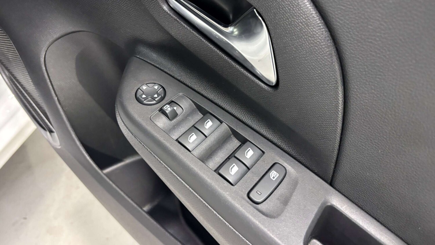 Used Vauxhall Corsa 2024 for sale - 76916043: Photo 20