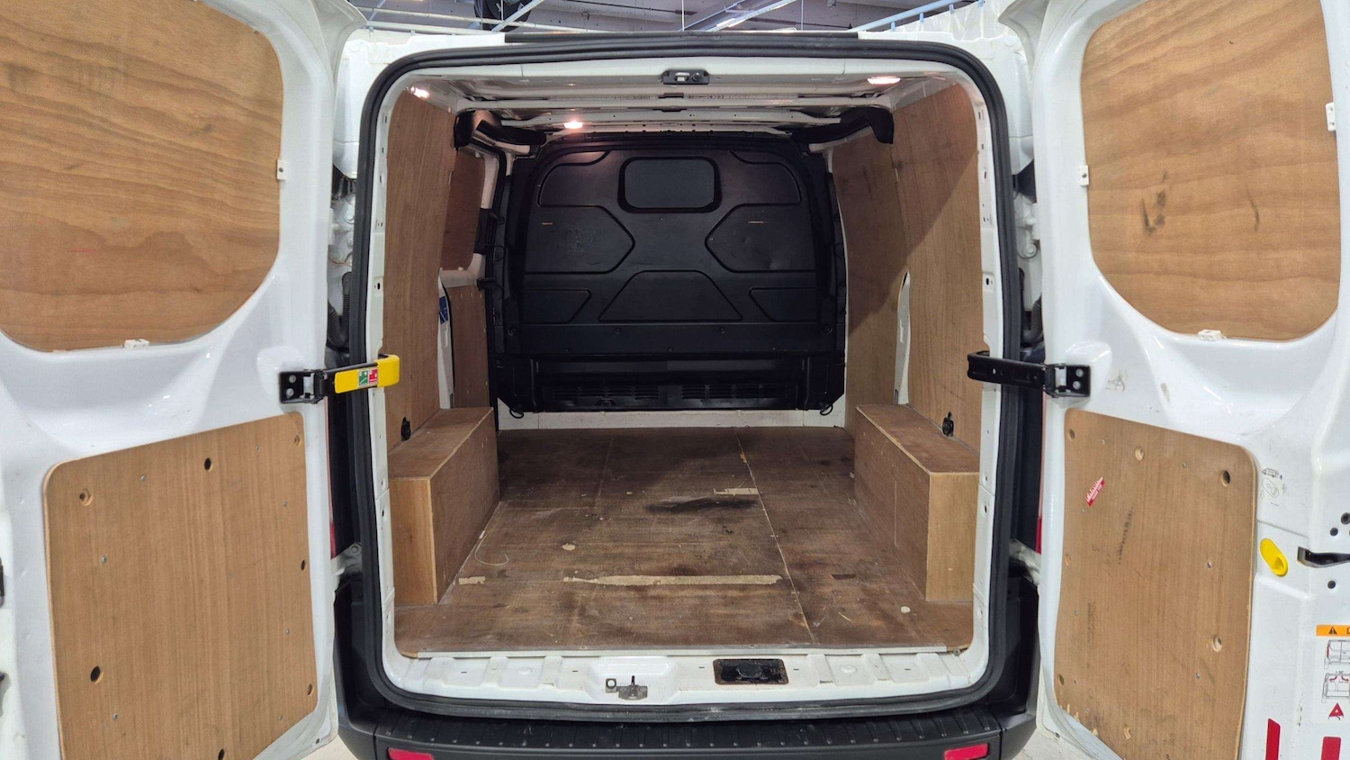 Used Ford Transit Custom 2020 for sale - 75772345: Photo 13