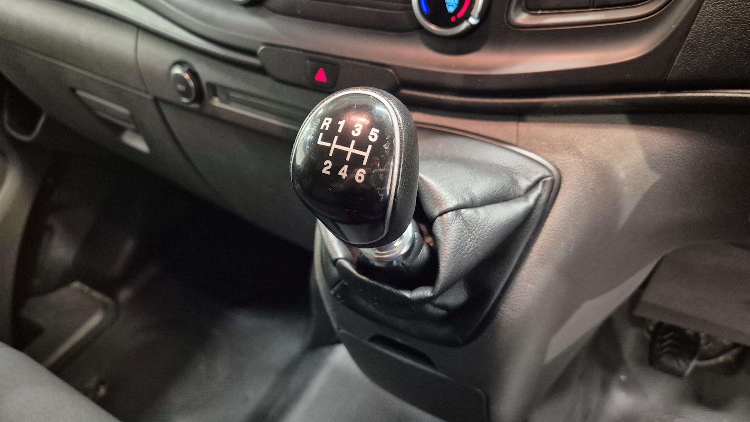 Used Ford Transit Custom 2020 for sale - 75772345: Photo 23