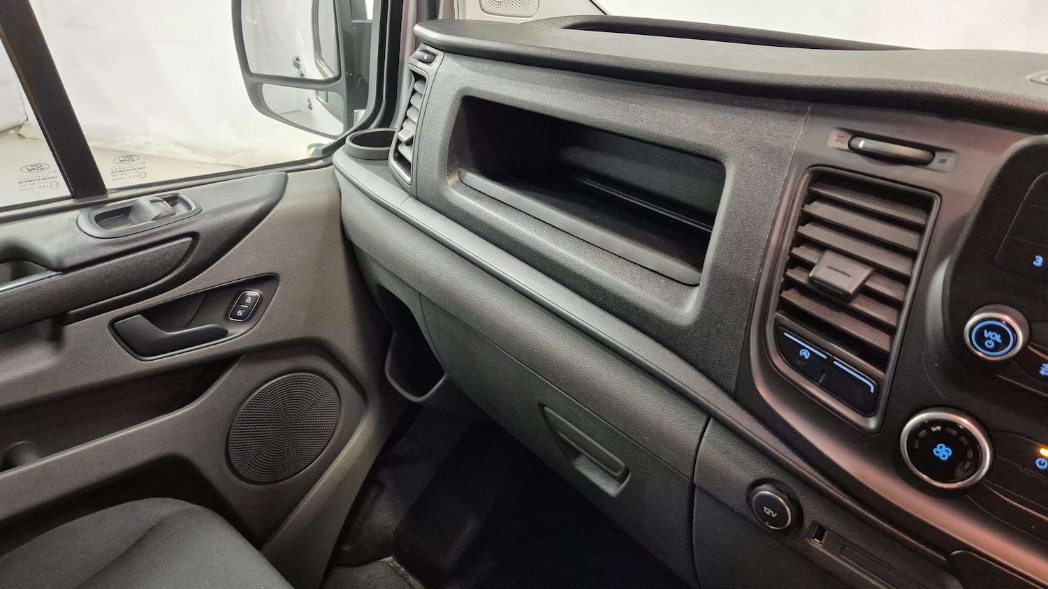 Used Ford Transit Custom 2020 for sale - 75772345: Photo 26