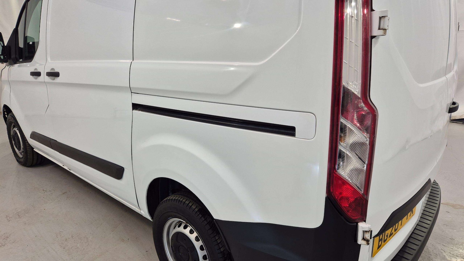 Used Ford Transit Custom 2020 for sale - 75772345: Photo 32