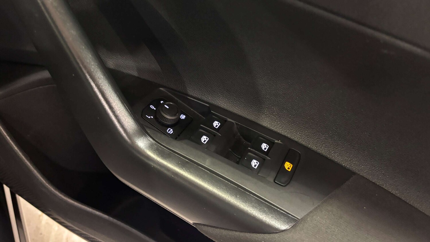 Used Volkswagen Taigo 2024 for sale - 77076660: Photo 13