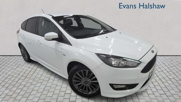 Used Ford Focus 2018 for sale - 76272049: Photo 1