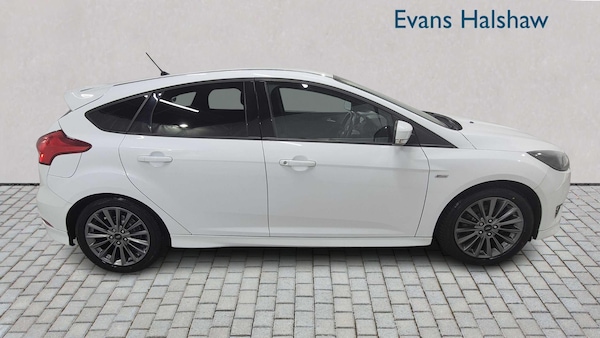 Used Ford Focus 2018 for sale - 76272049: Photo 5