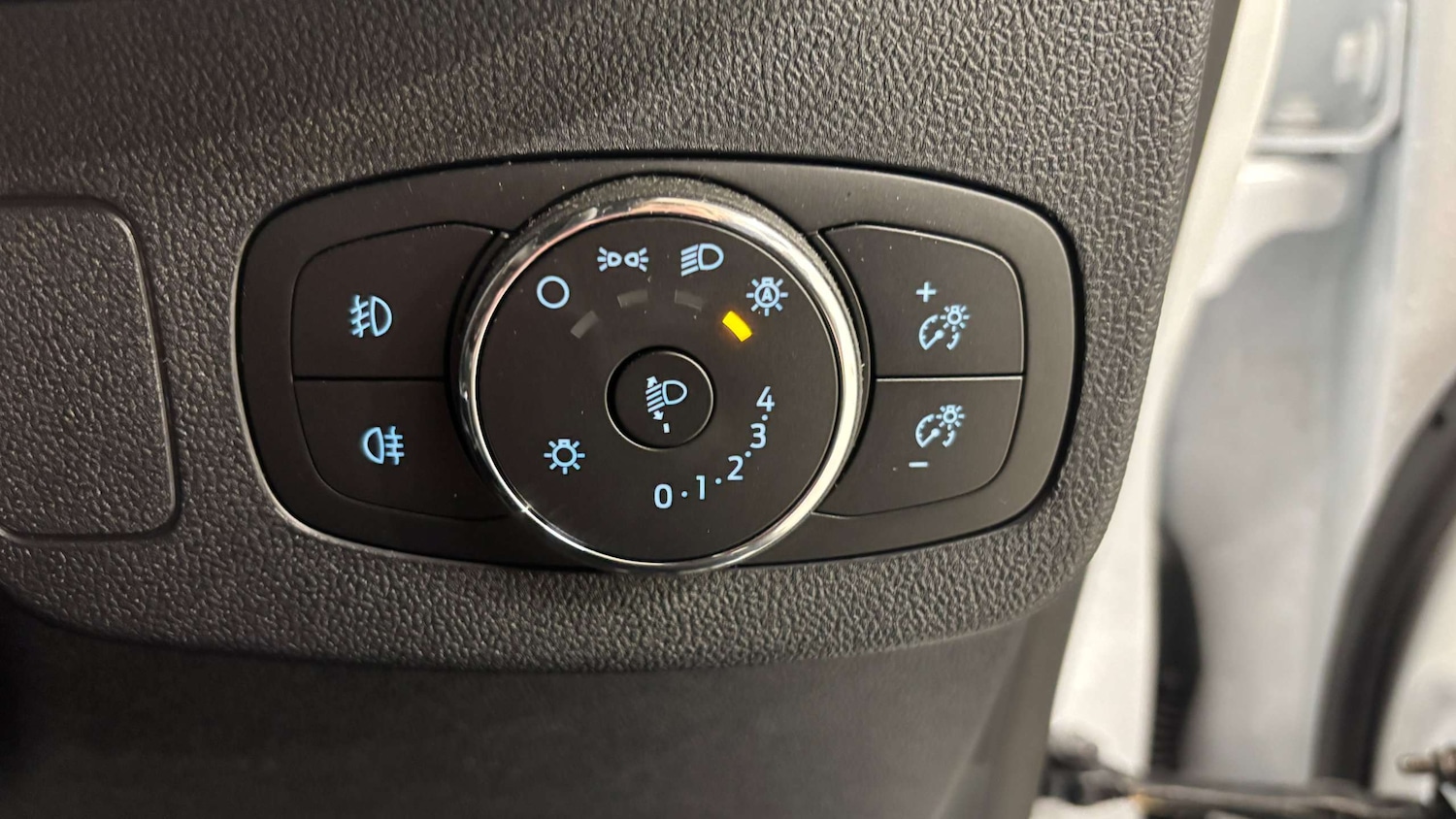 Used Ford Puma 2023 for sale - 76475852: Photo 25