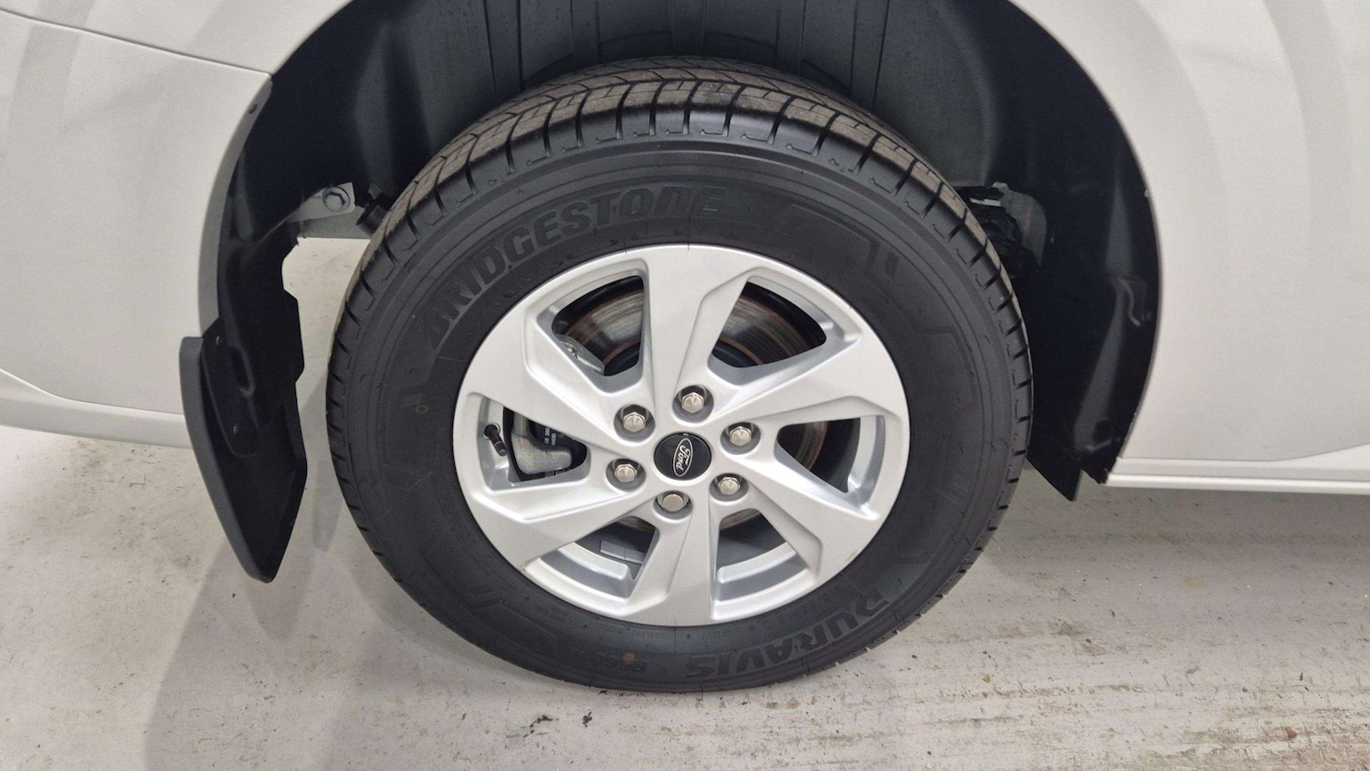 Used Ford E-Transit 2024 for sale - 76298519: Photo 11