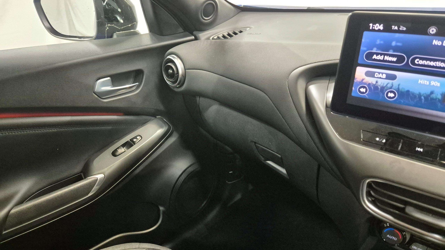 Used Nissan Juke 2024 for sale - 76339739: Photo 29