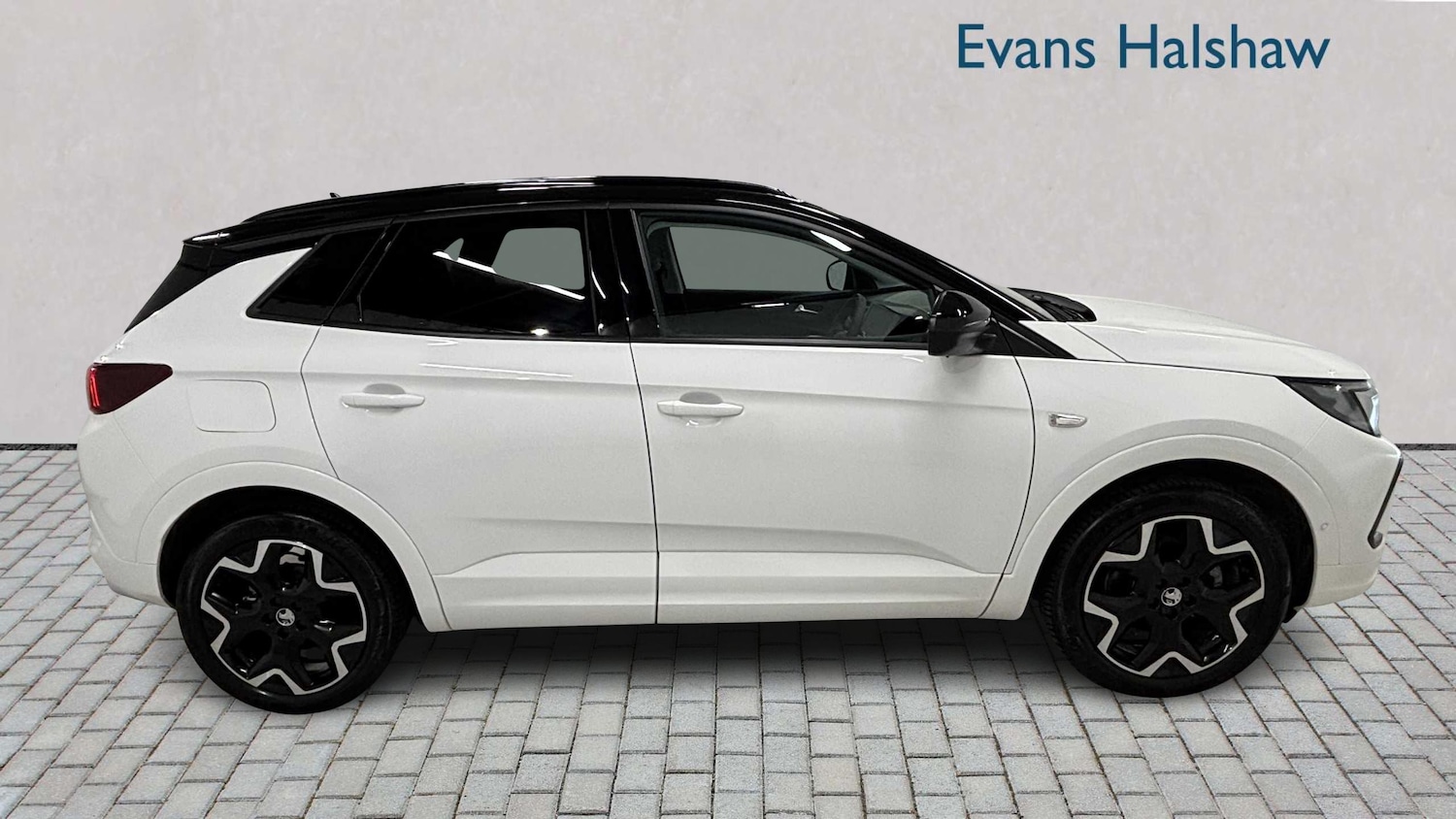 Used Vauxhall Grandland 2024 for sale - 76916182: Photo 4