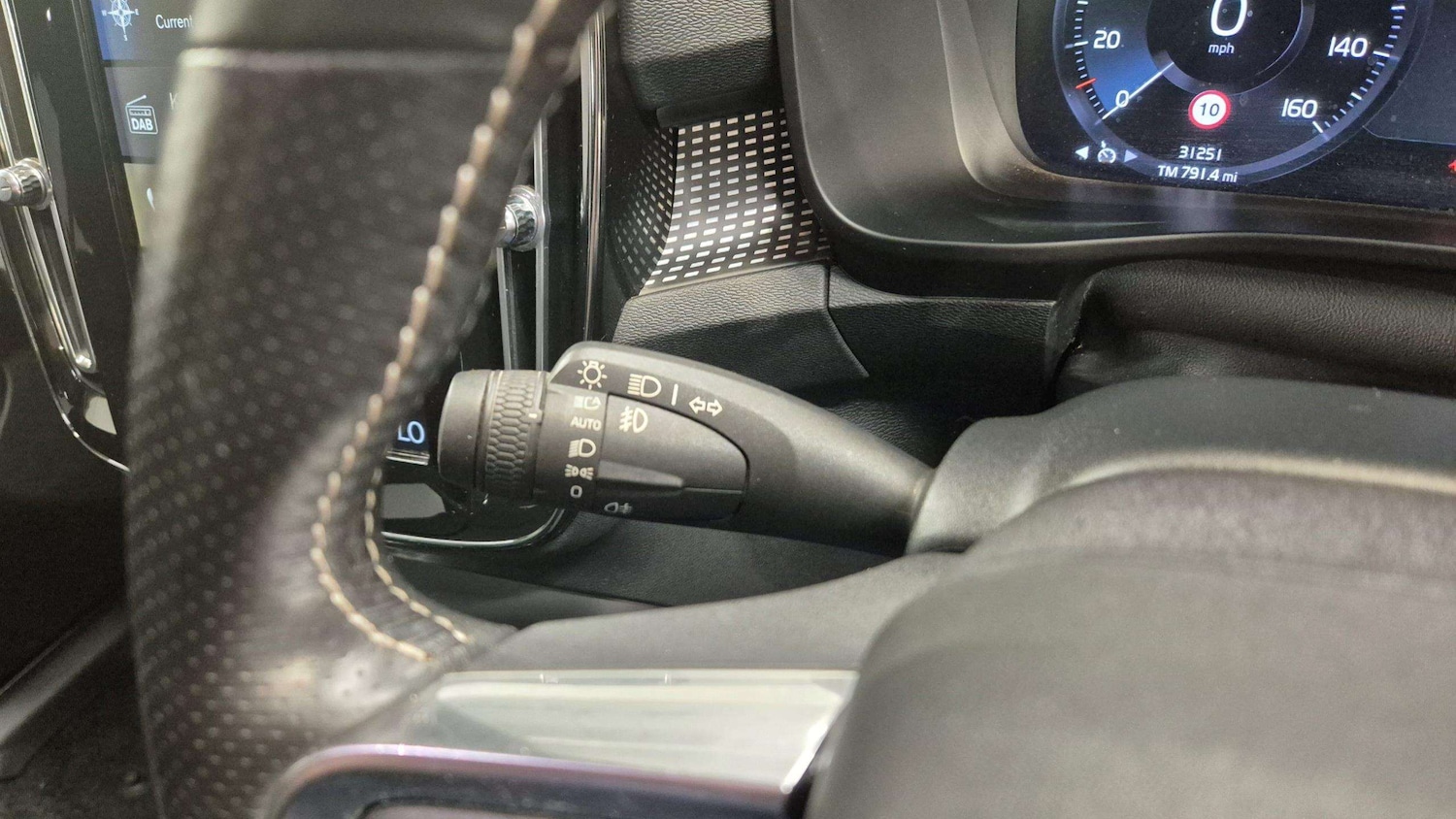 Used Volvo XC40 2021 for sale - 75917934: Photo 19