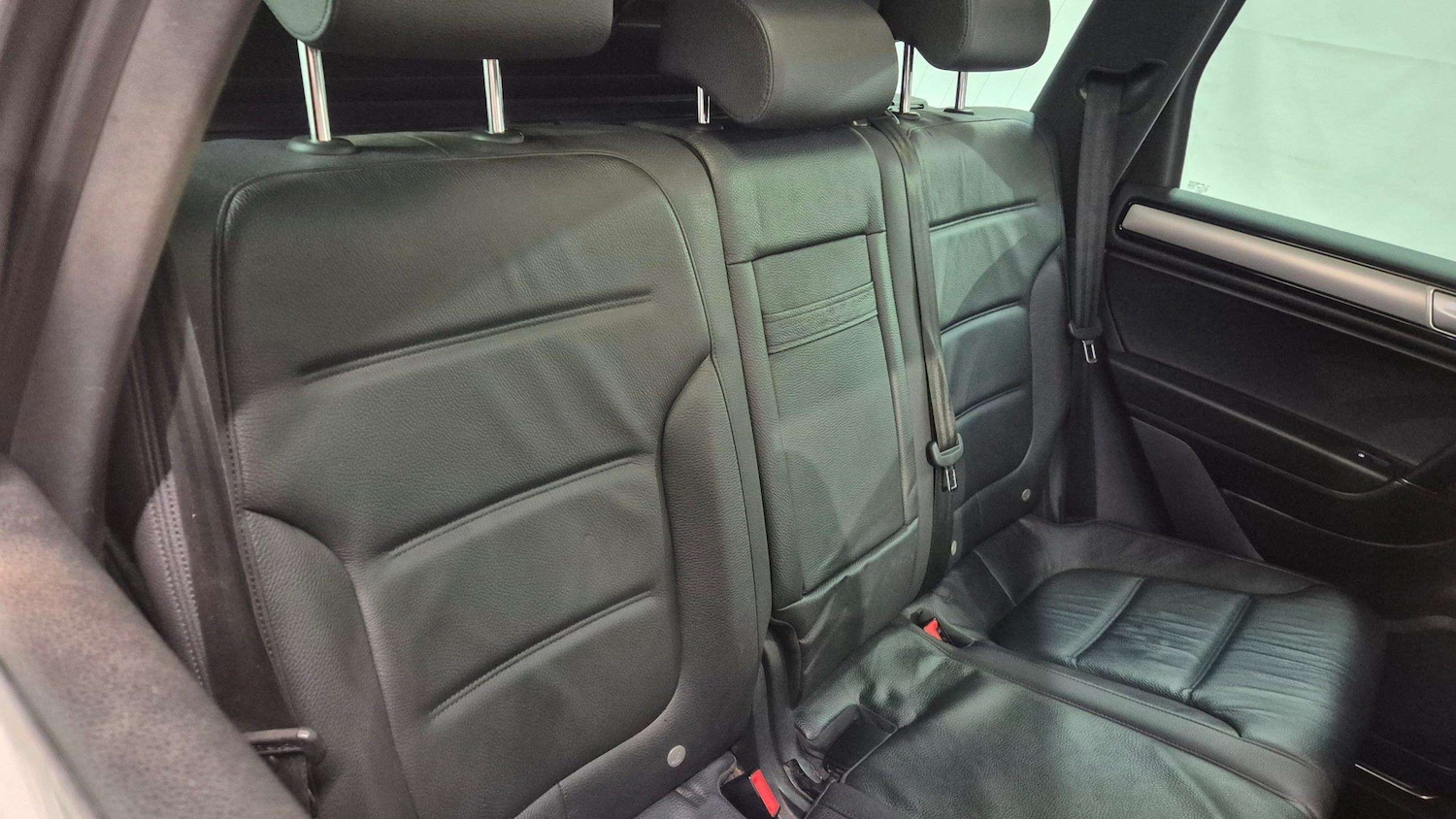 Used Volkswagen Touareg 2017 for sale - 76141764: Photo 15