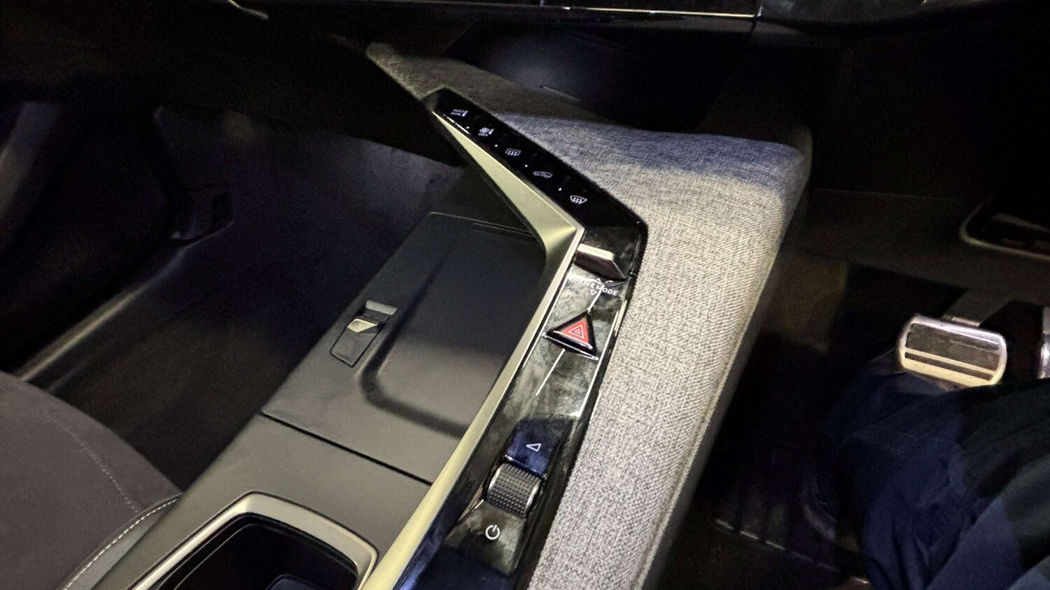 Used Peugeot 3008 2024 for sale - 77886143: Photo 26