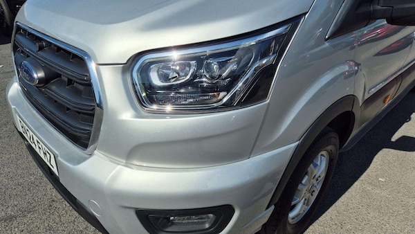 Used Ford Transit 2024 for sale - 75316983: Photo 32