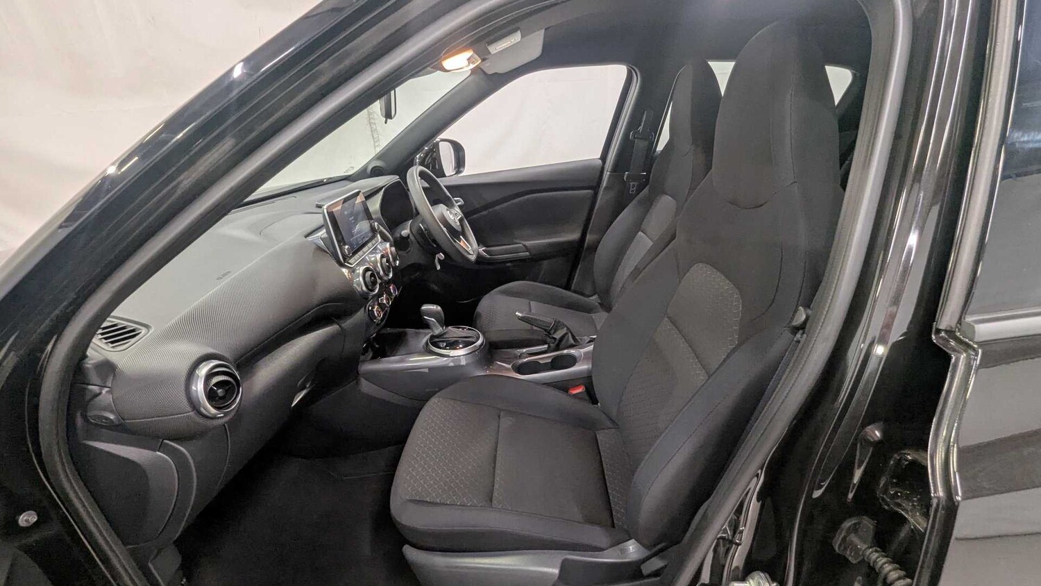 Used Nissan Juke 2020 for sale - 76034612: Photo 32