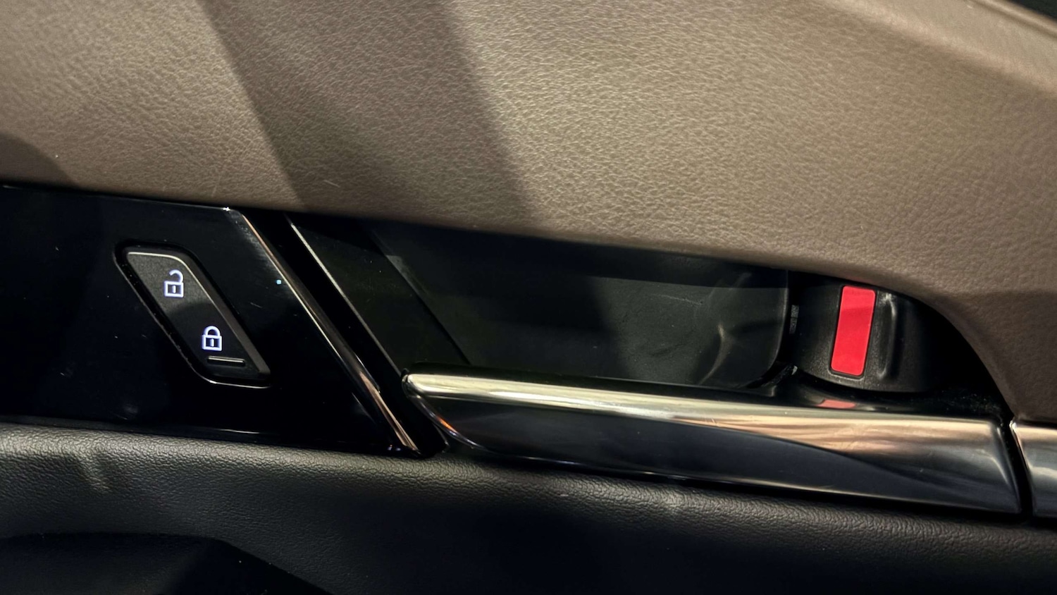 Used Mazda CX-30 2025 for sale - 76761083: Photo 20