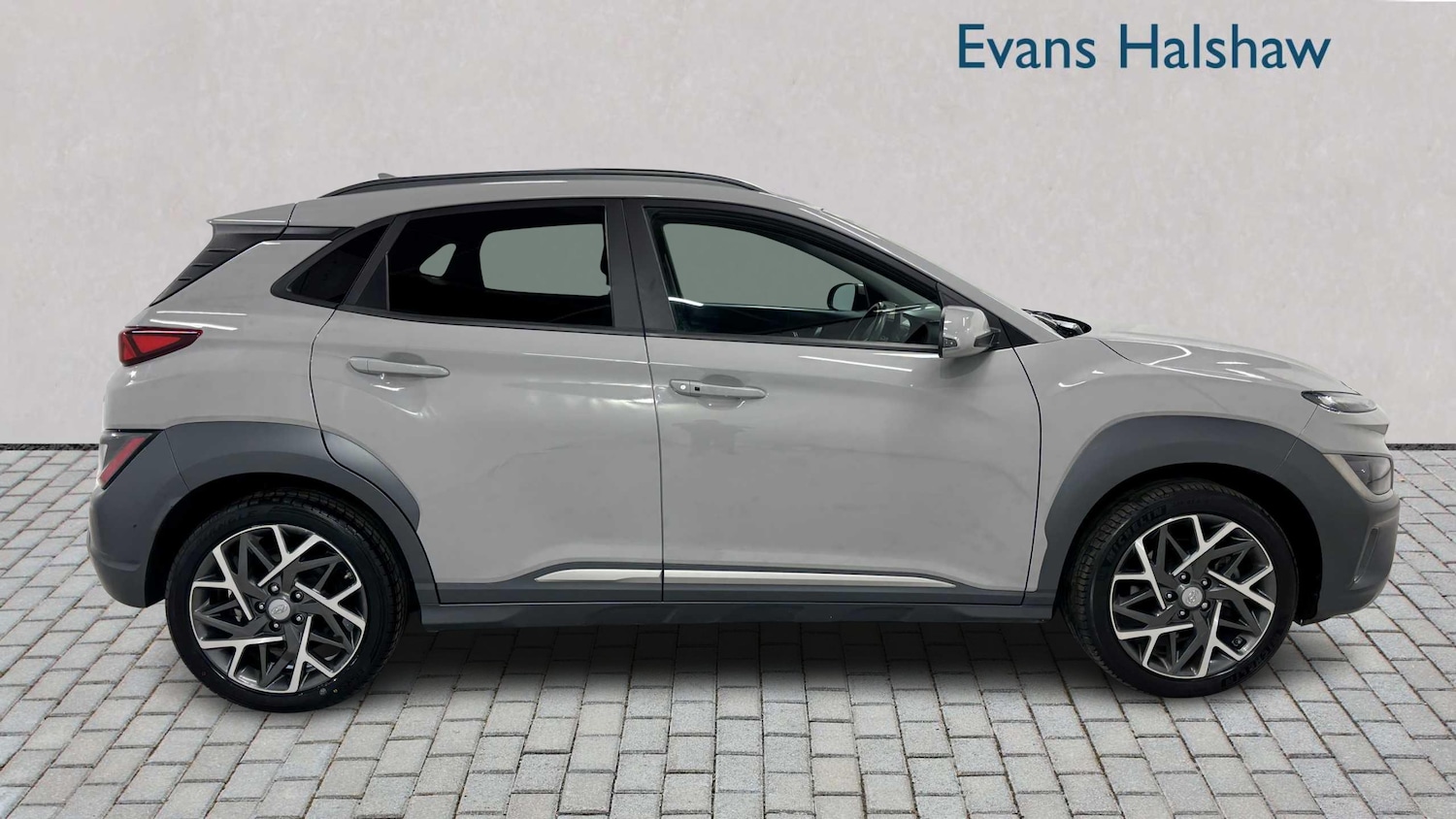 Used Hyundai KONA 2022 for sale - 77058265: Photo 2