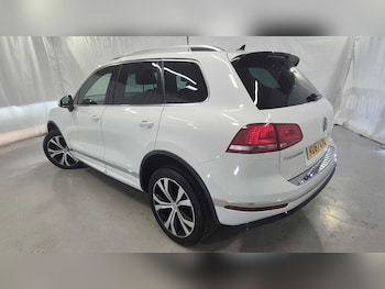 Used Volkswagen Touareg 2017 for sale - 75390615: Photo