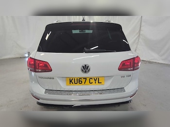Used Volkswagen Touareg 2017 for sale - 75390615: Photo