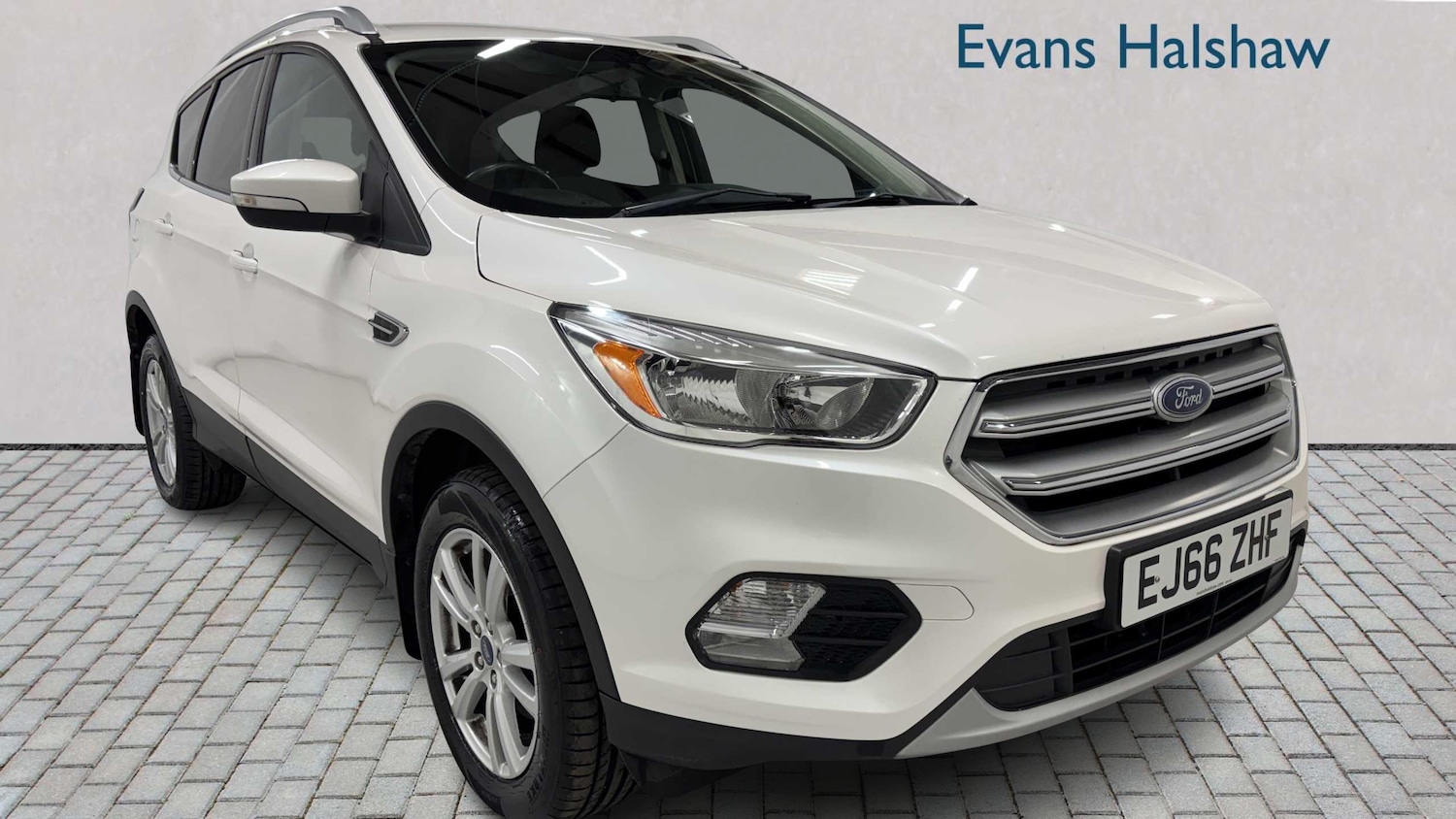 Used Ford Kuga 2016 for sale - 76967801: Photo 1