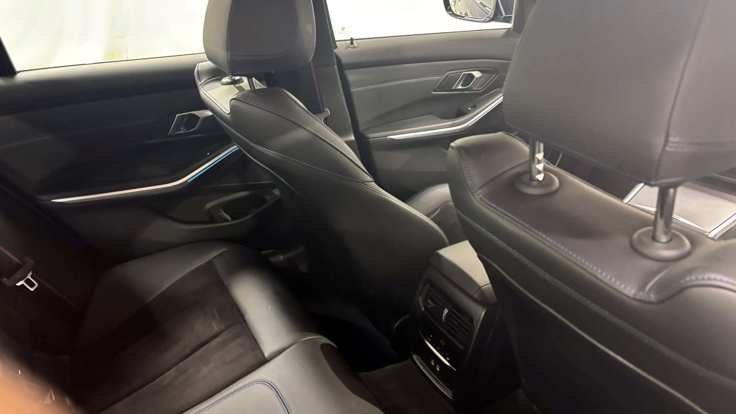 Used BMW 3 Series 2024 for sale - 77589108: Photo 16