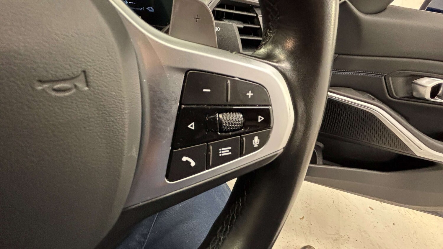 Used BMW 3 Series 2024 for sale - 77589108: Photo 22