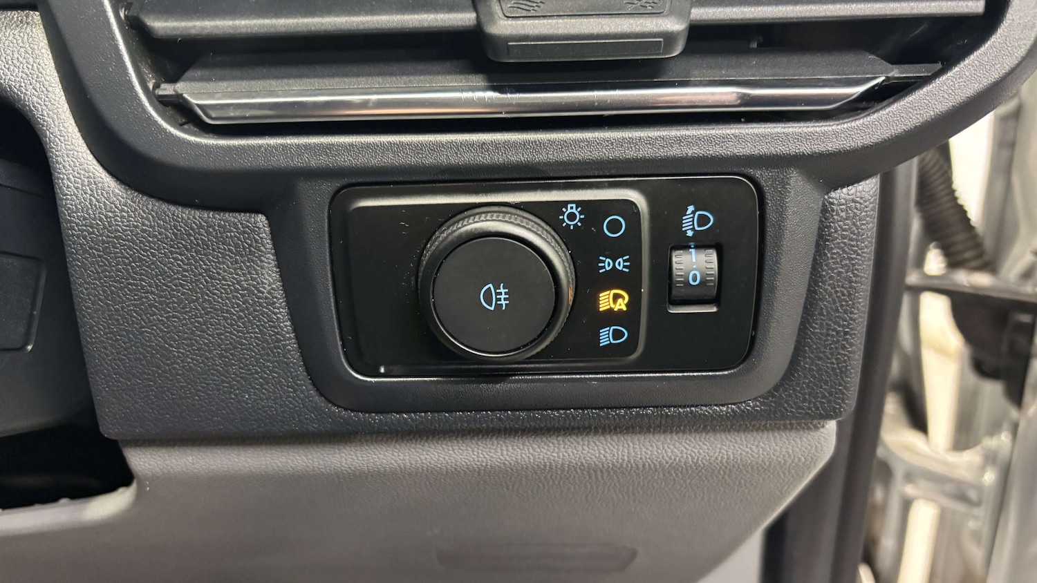 Used Ford Transit Custom 2024 for sale - 77443317: Photo 17