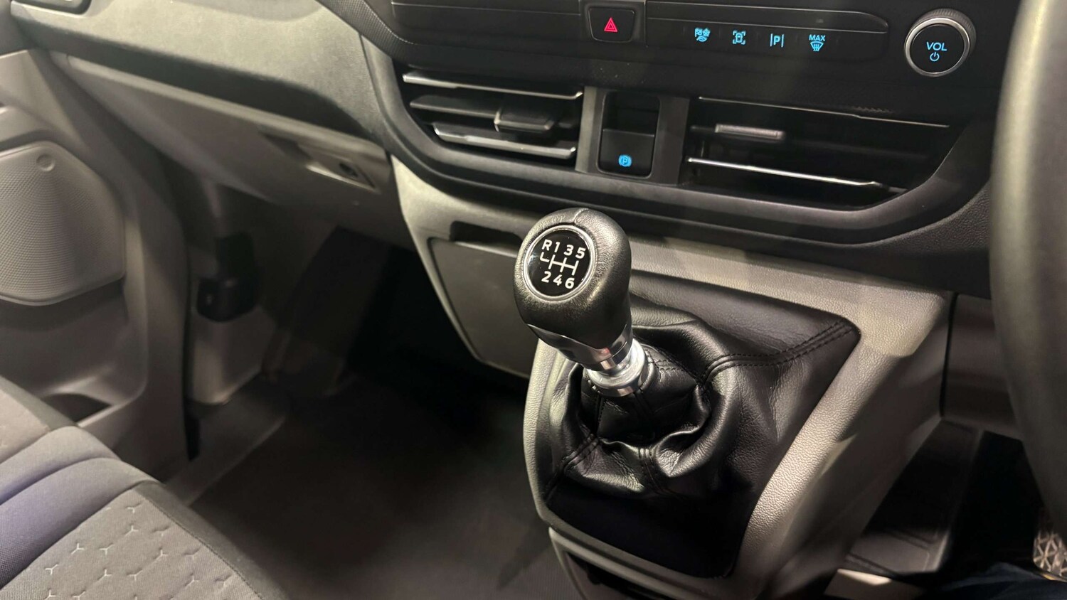 Used Ford Transit Custom 2024 for sale - 77443317: Photo 23