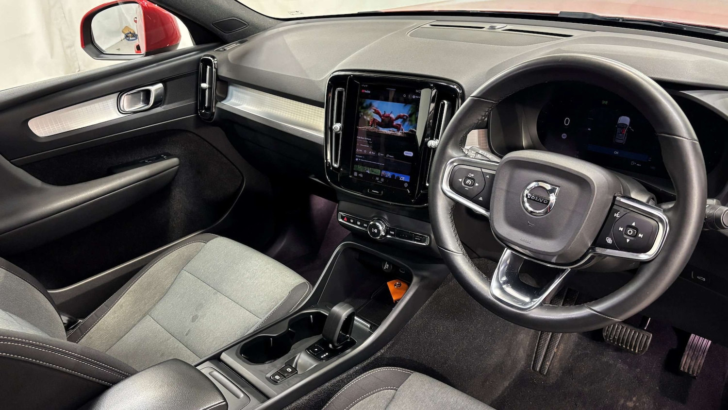 Used Volvo XC40 2022 for sale - 76804998: Photo 13