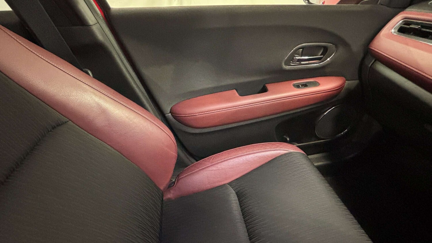 Used Honda HR-V 2020 for sale - 77348081: Photo 35