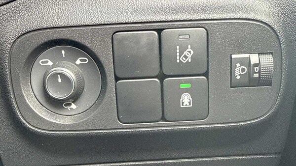 Used Citroen C3 2018 for sale - 76045166: Photo 19