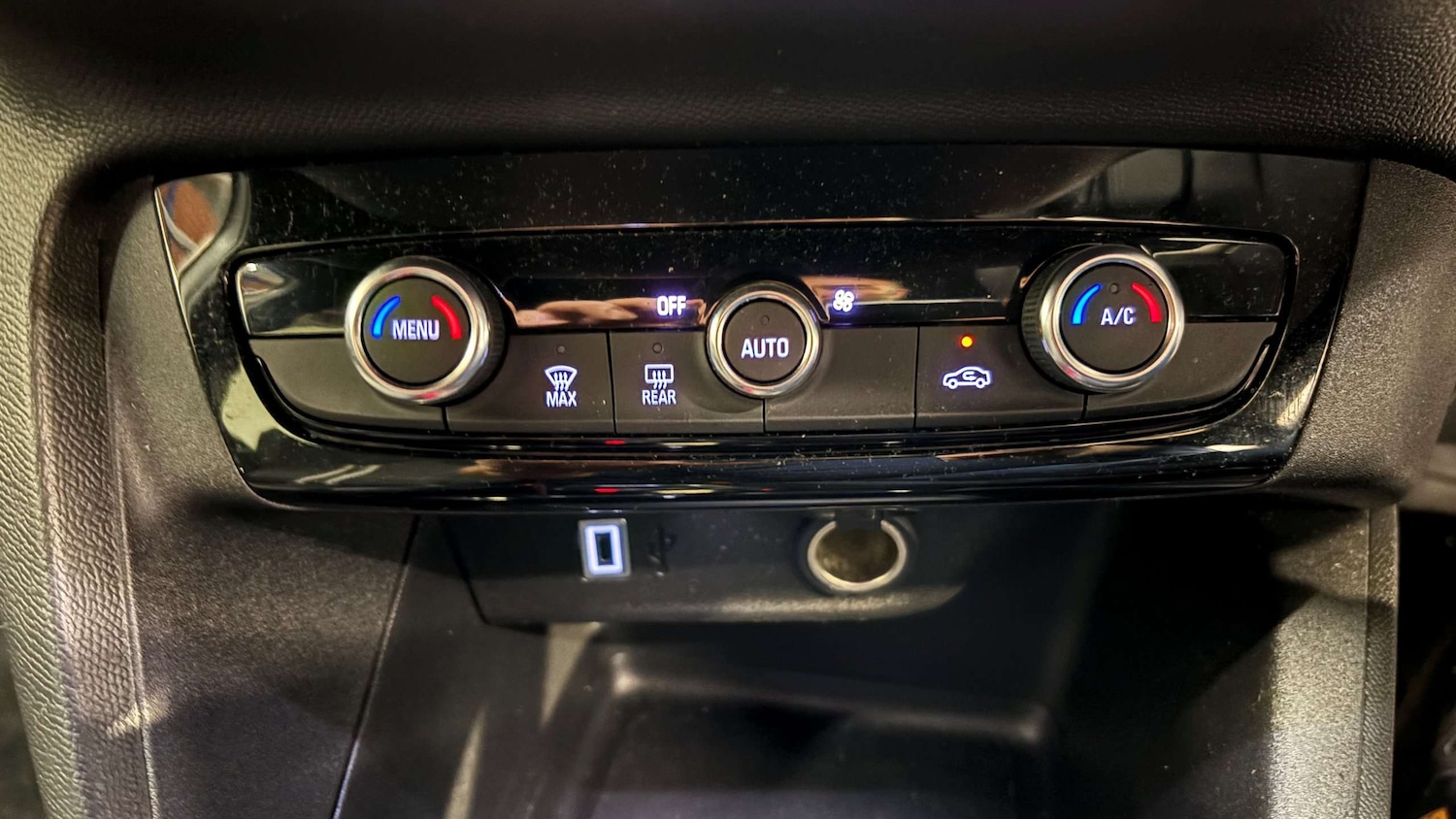 Used Vauxhall Corsa 2024 for sale - 76916028: Photo 19