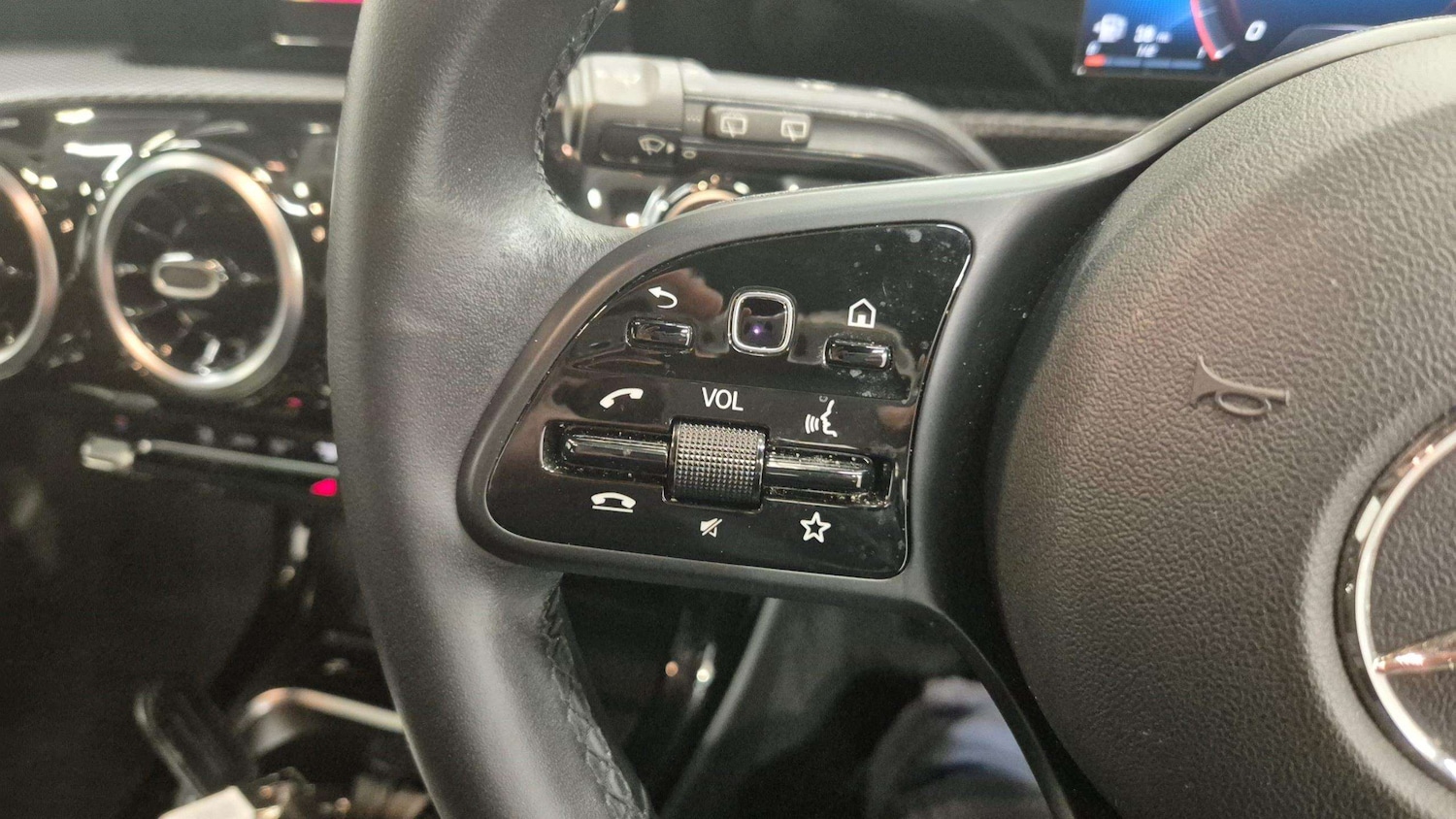 Used Mercedes-Benz A-Class 2019 for sale - 77058317: Photo 23