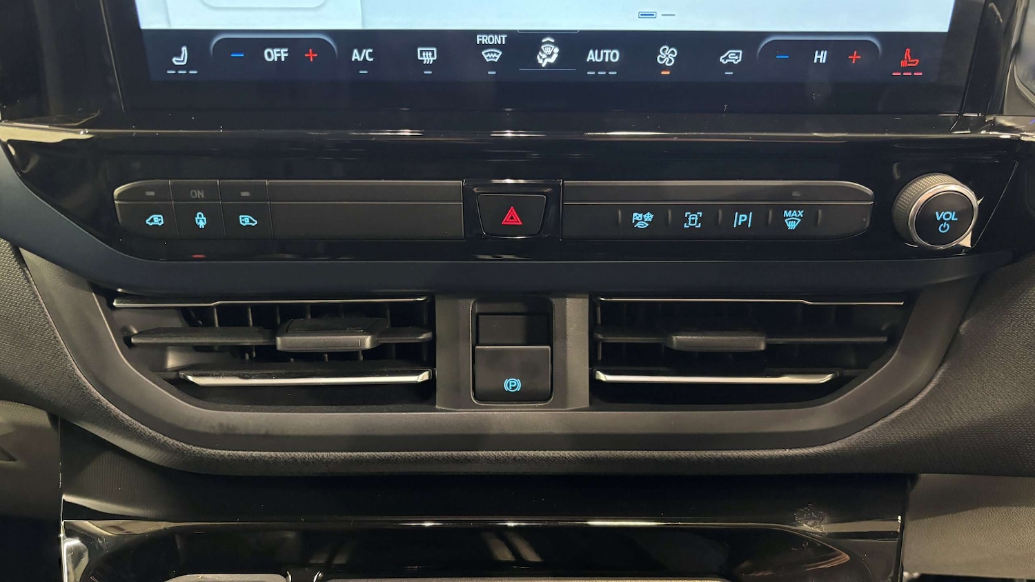 Used Ford Tourneo Custom 2025 for sale - 76610495: Photo 29