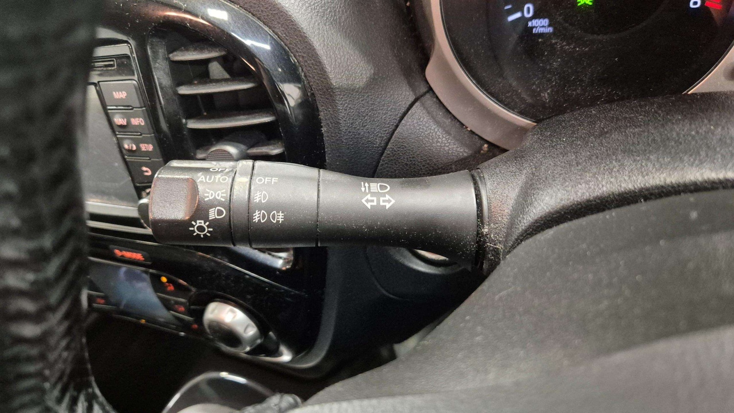 Used Nissan Juke 2015 for sale - 76705183: Photo 25