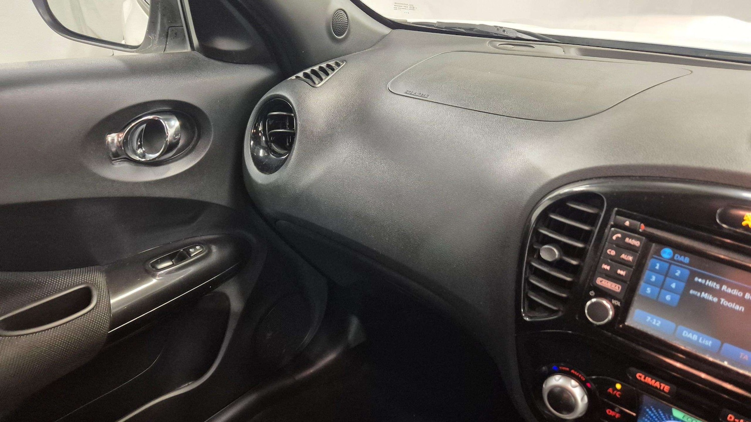 Used Nissan Juke 2015 for sale - 76705183: Photo 31