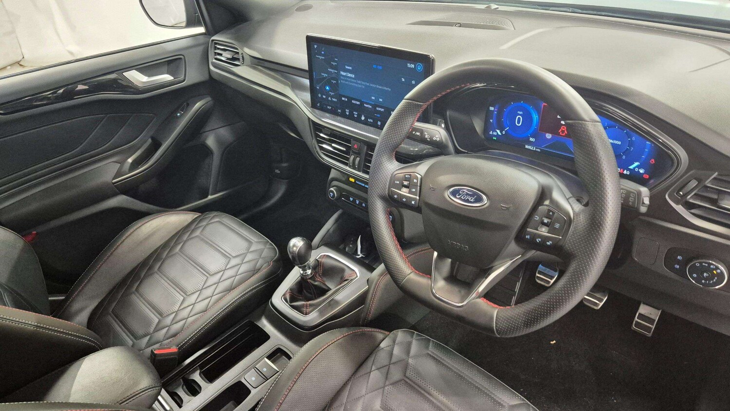 Used Ford Focus 2023 for sale - 76351639: Photo 13