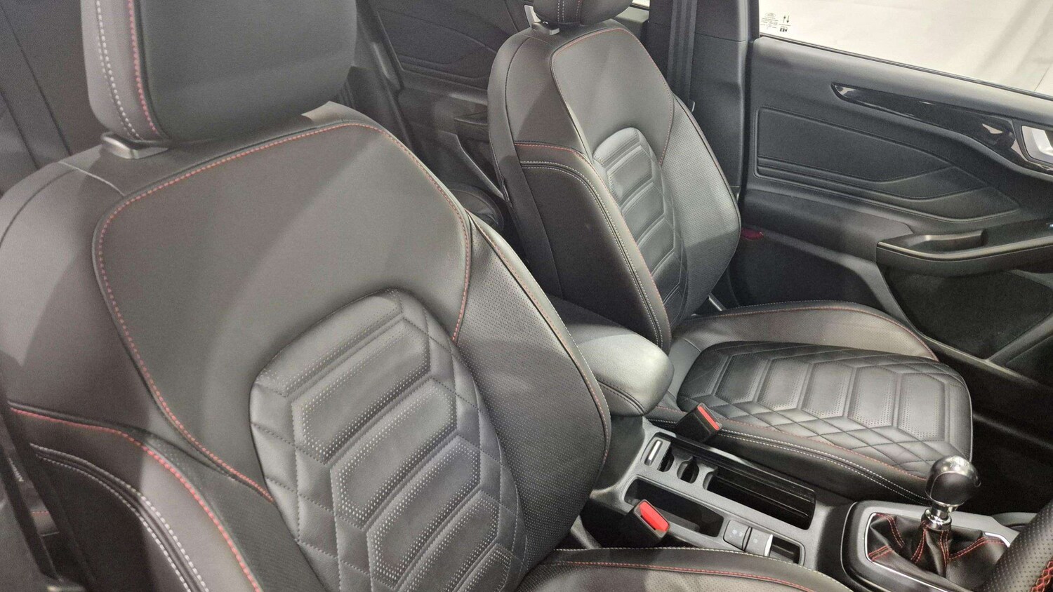 Used Ford Focus 2023 for sale - 76351639: Photo 14