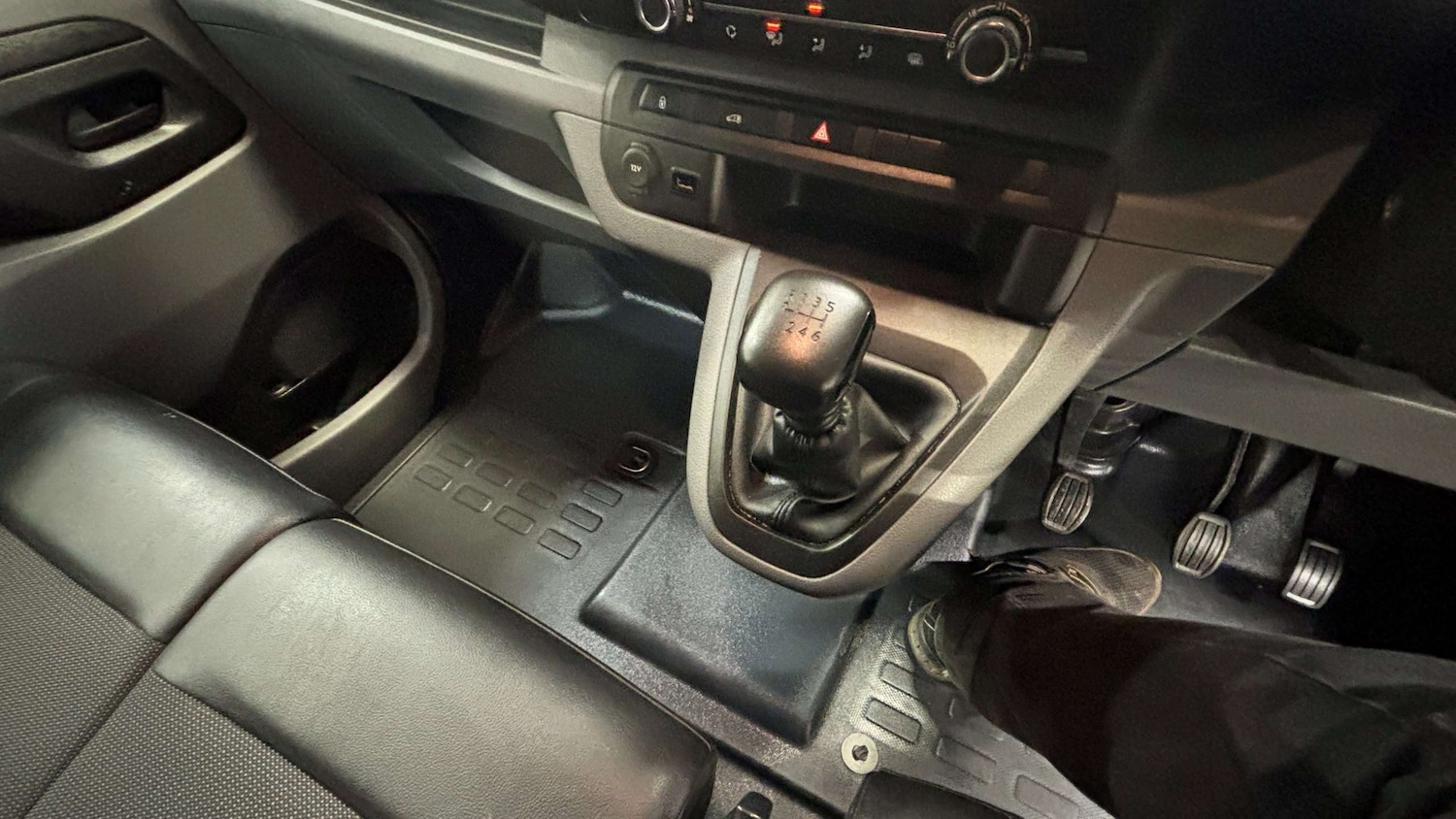 Used Peugeot Expert 2020 for sale - 76916256: Photo 22