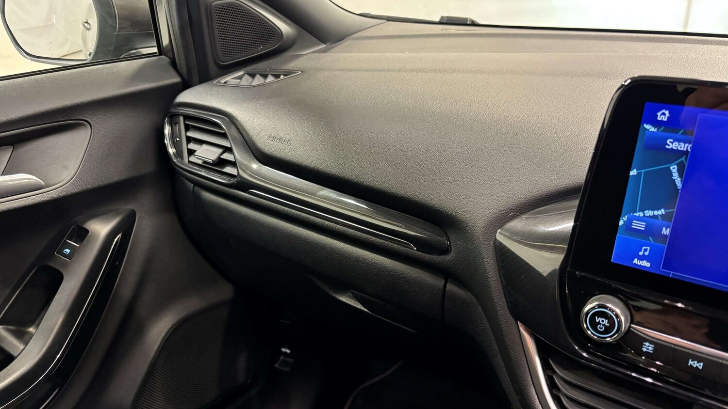 Used Ford Puma 2024 for sale - 77083128: Photo 30