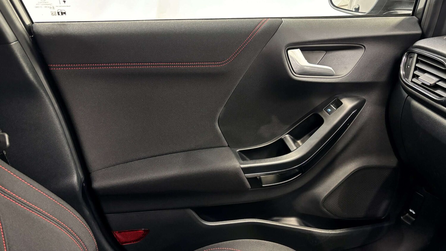 Used Ford Puma 2024 for sale - 77083128: Photo 32